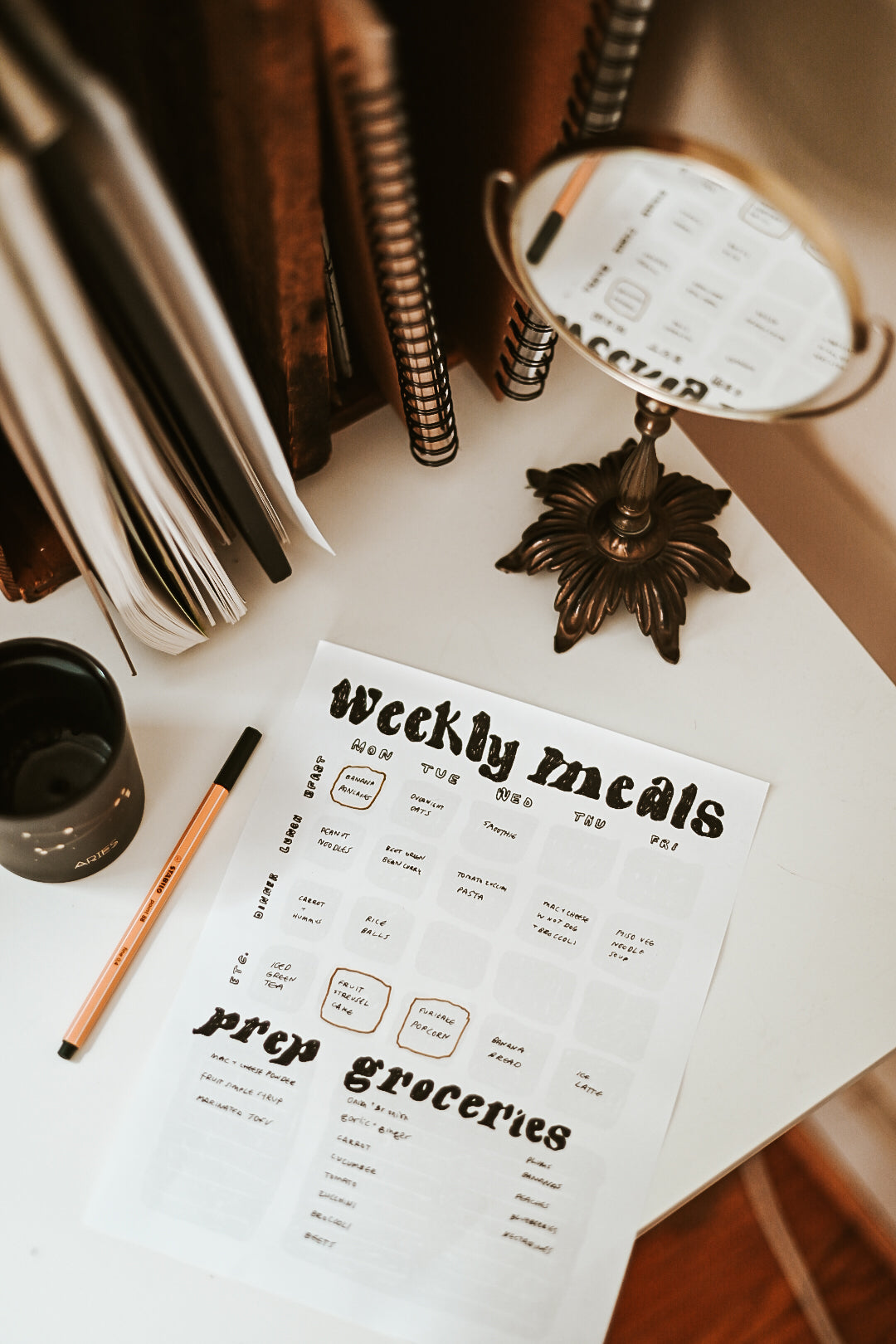 Retro-Style Meal Planner Printable