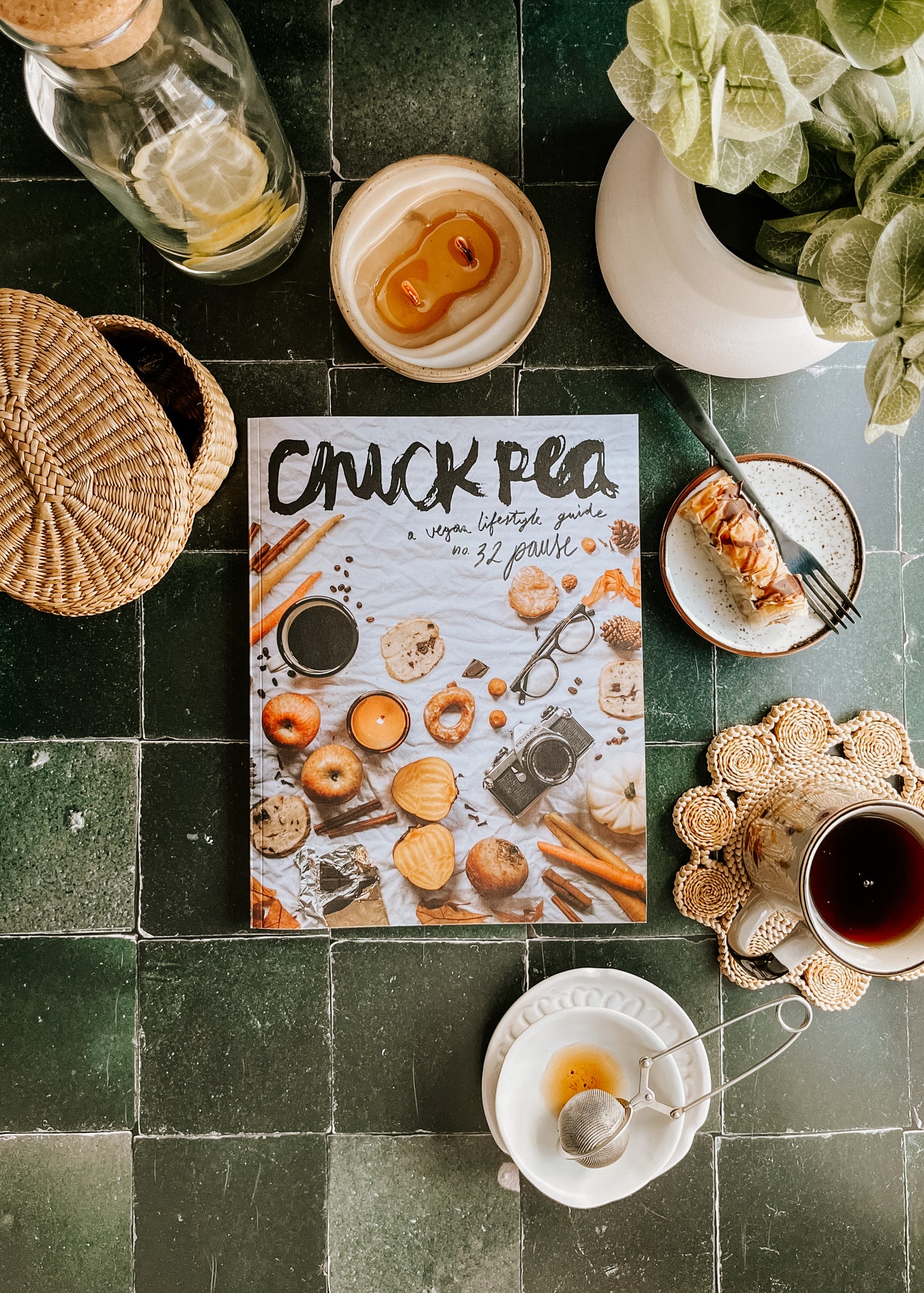 Issue 32: Pause